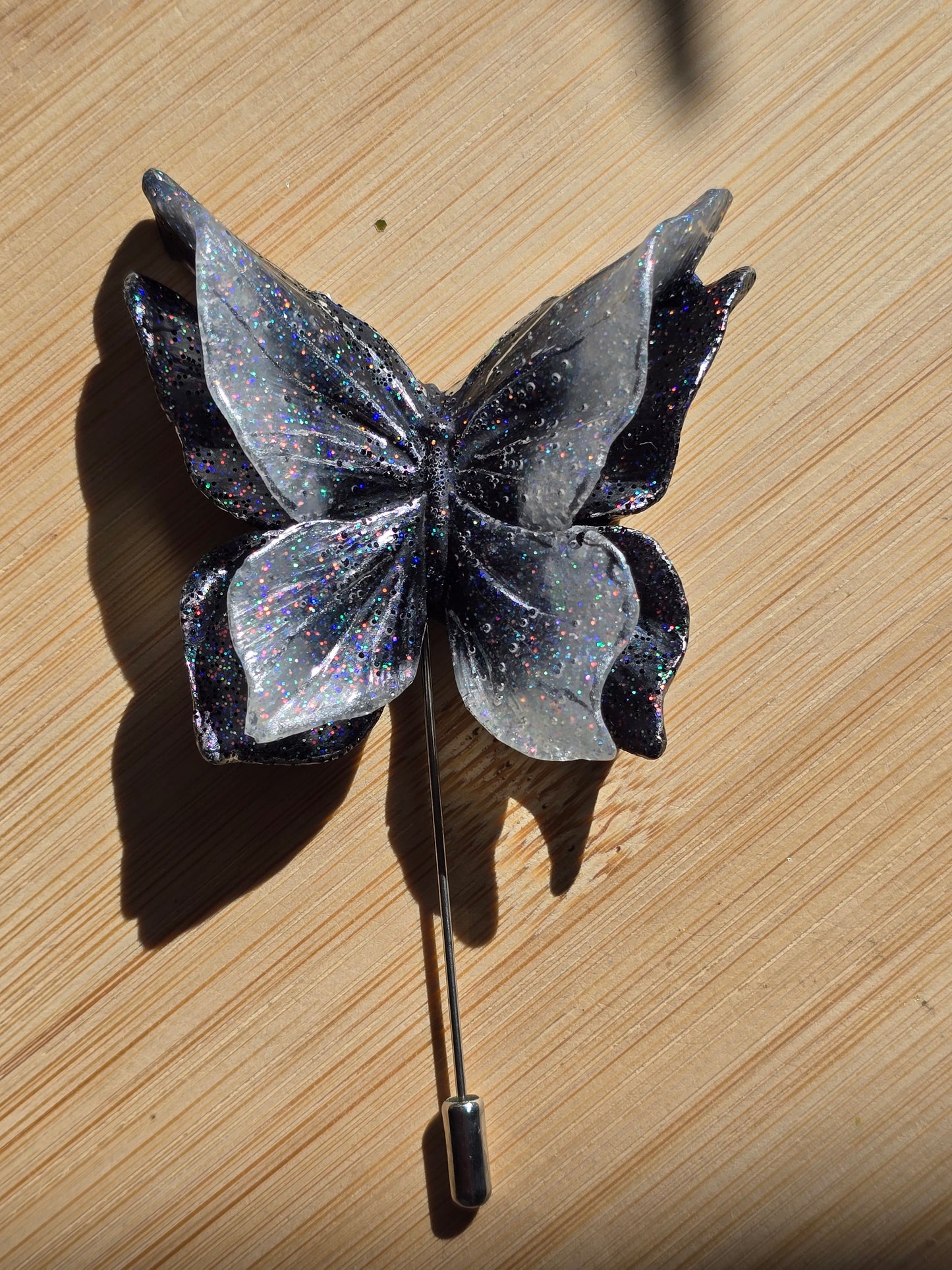 Lapel pin butterfly black and white