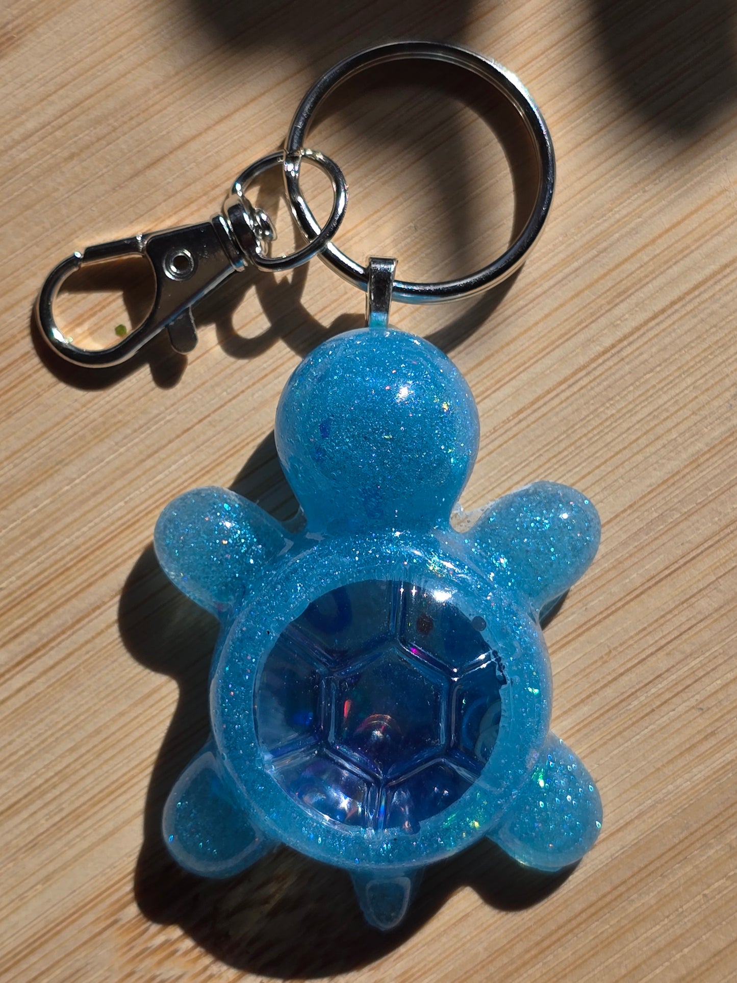 Keycharm turtle light blue shaker