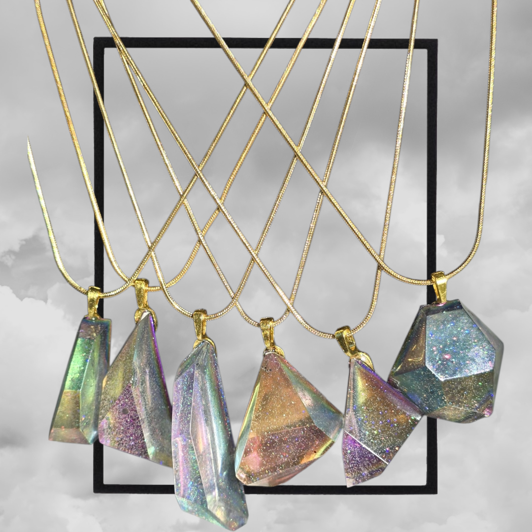 Pendant Iridescent Prism