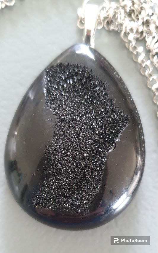 Pendant Crystal Tear Drop Black STARCHILD