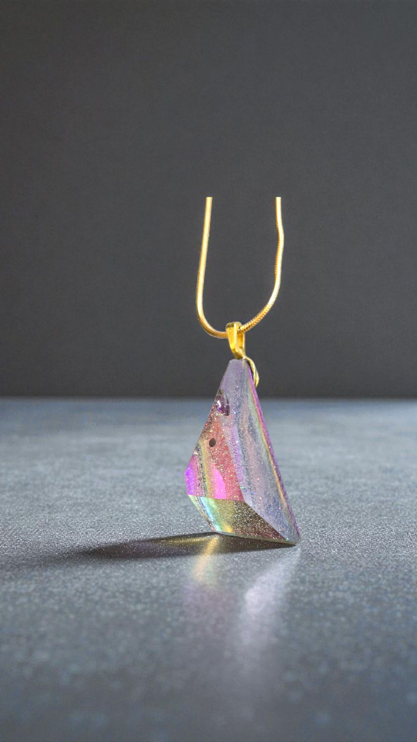 Pendant Prism
