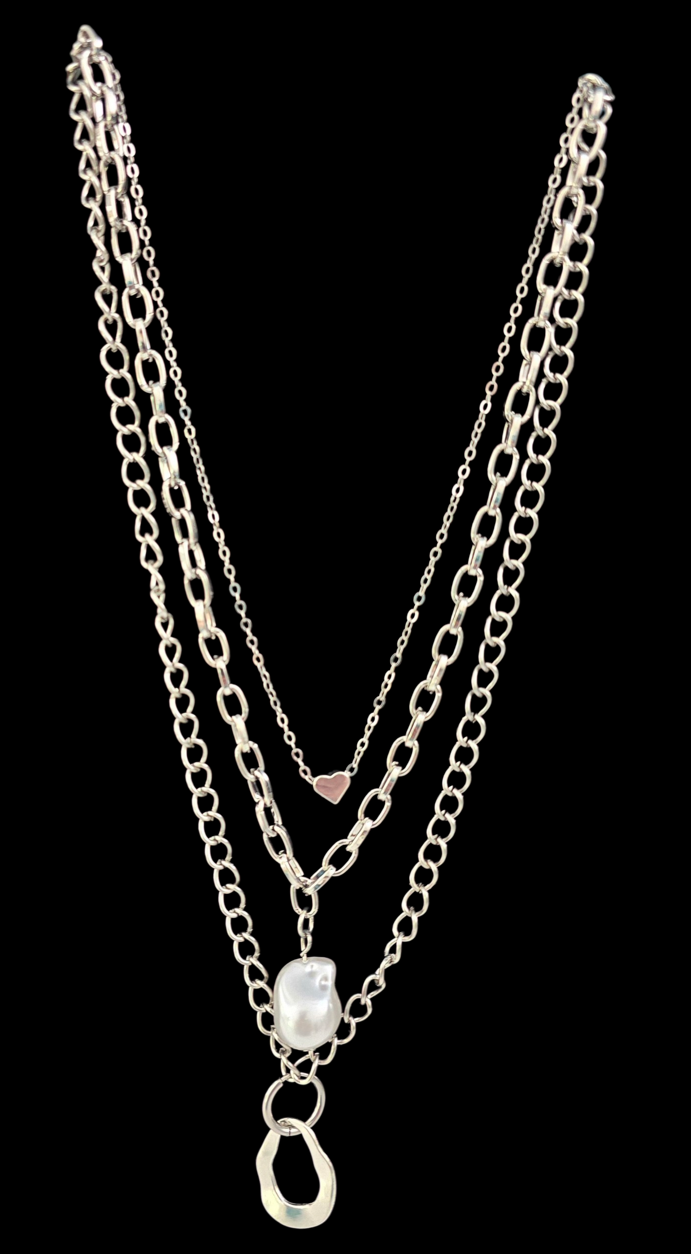Pendant with 3 chains silver
