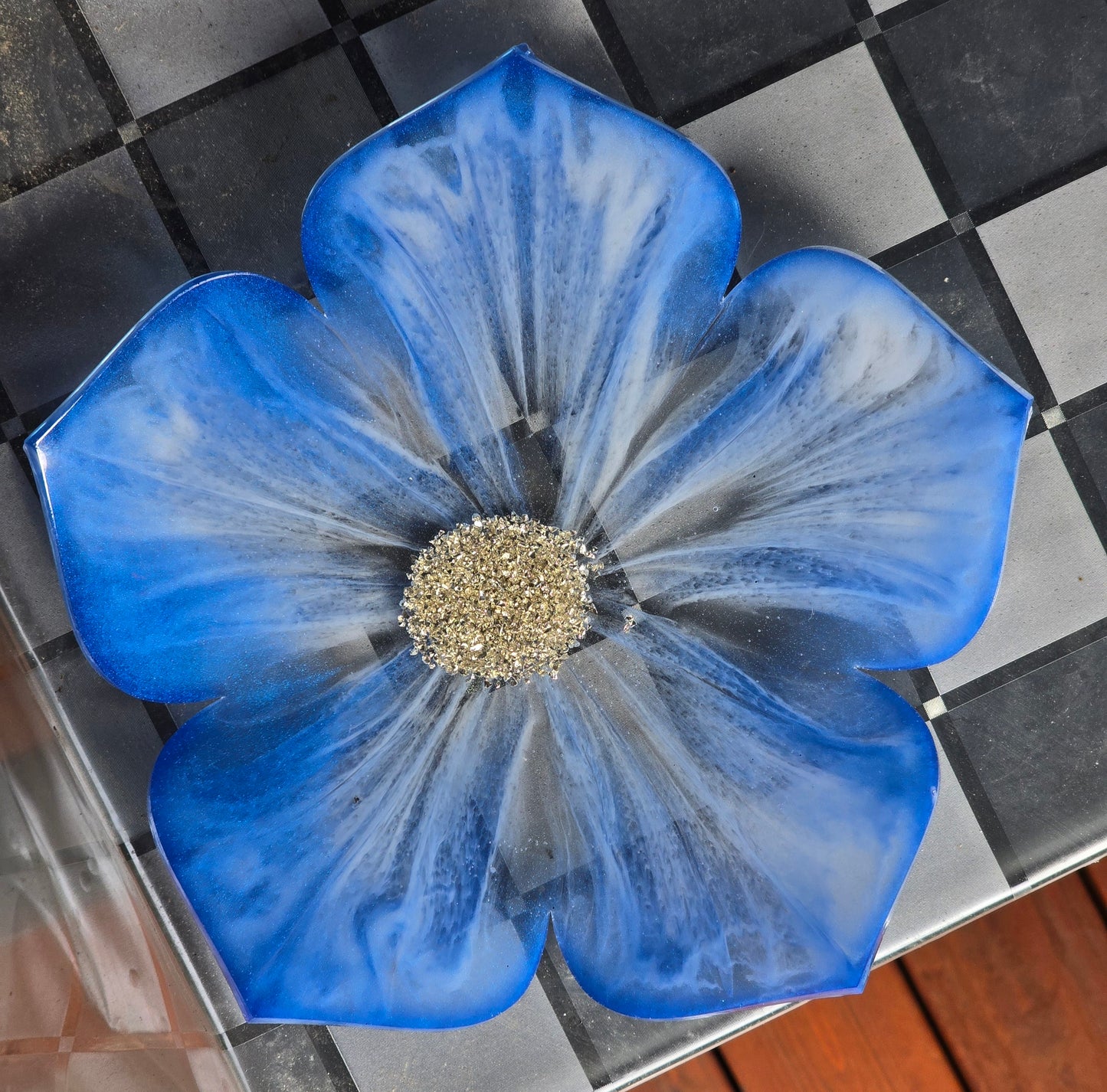 Bowl blue flower