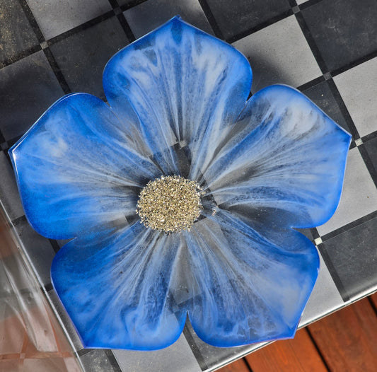 Bowl blue flower
