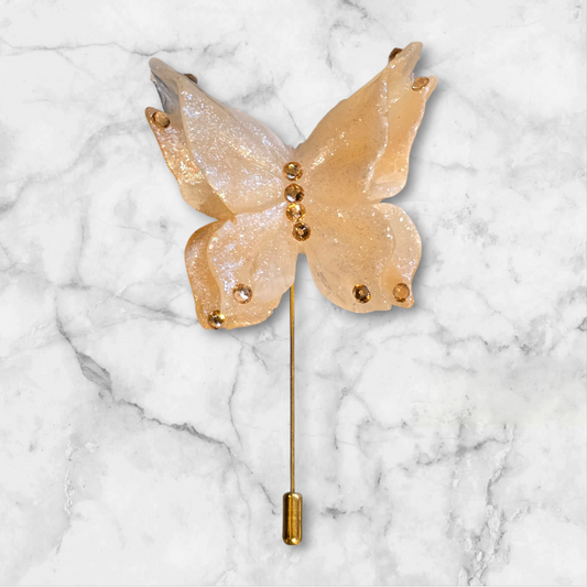 Lapel pin butterfly light pink double wings with rhinestones