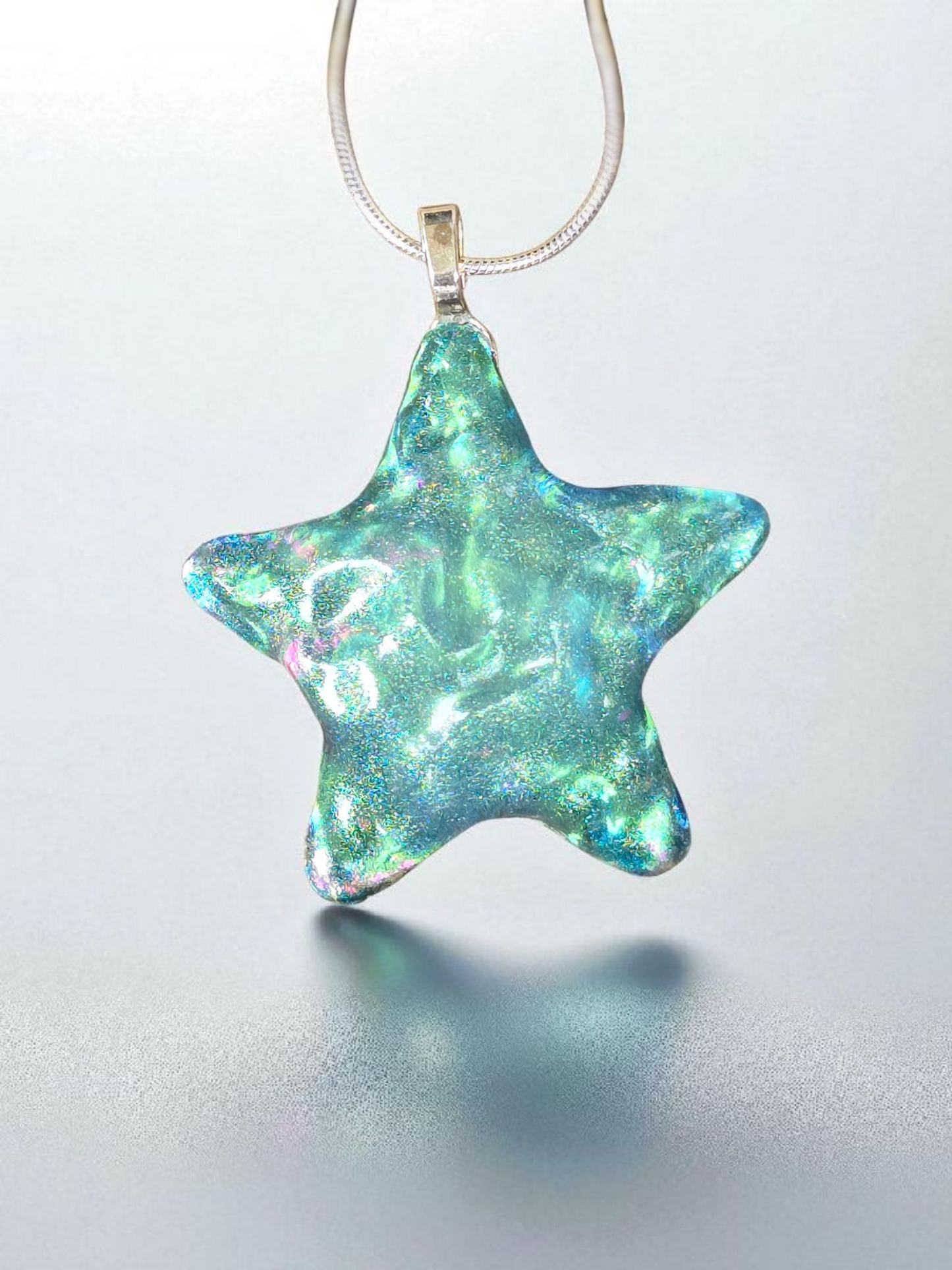 Pendant seastar water ripple green