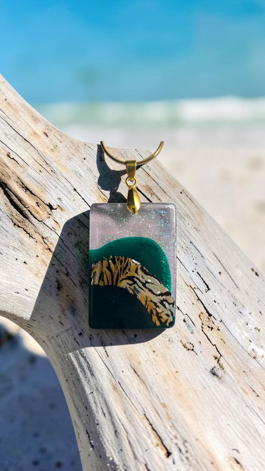 Pendant emerald green with animal print