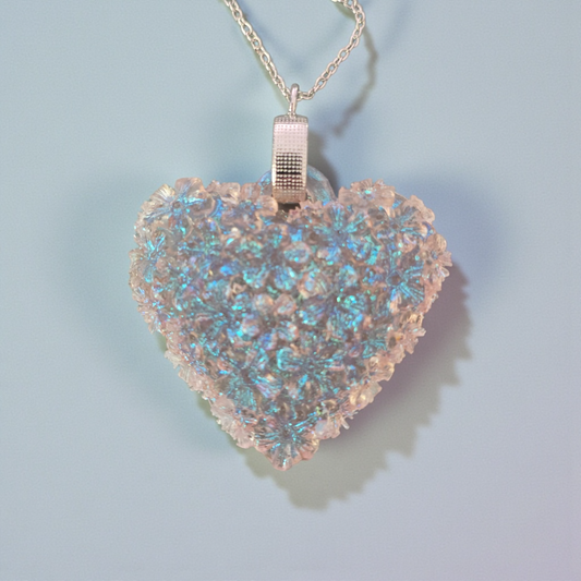 Pendant heart dusty pink with blue shimmer