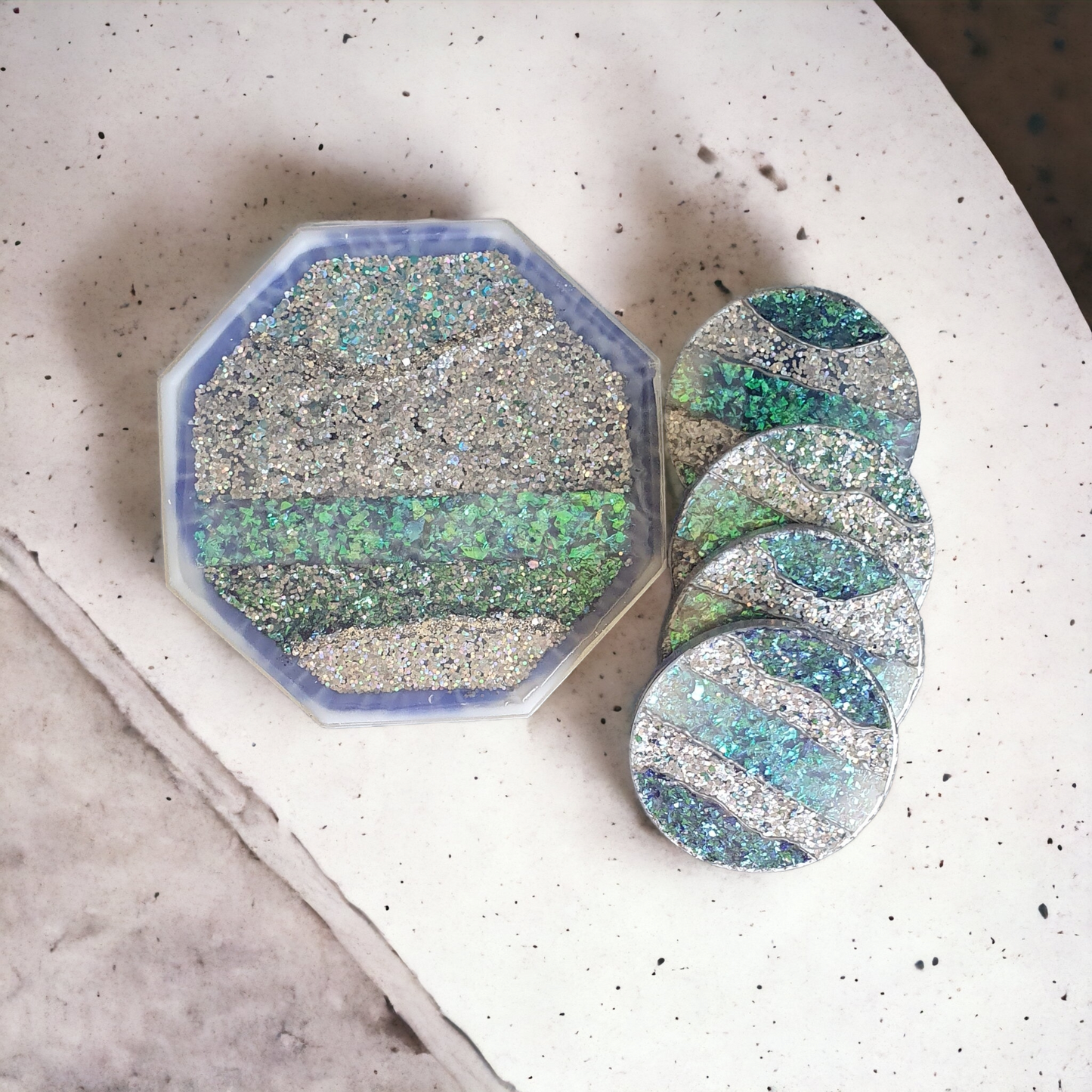 Coaster set of 4 with plate