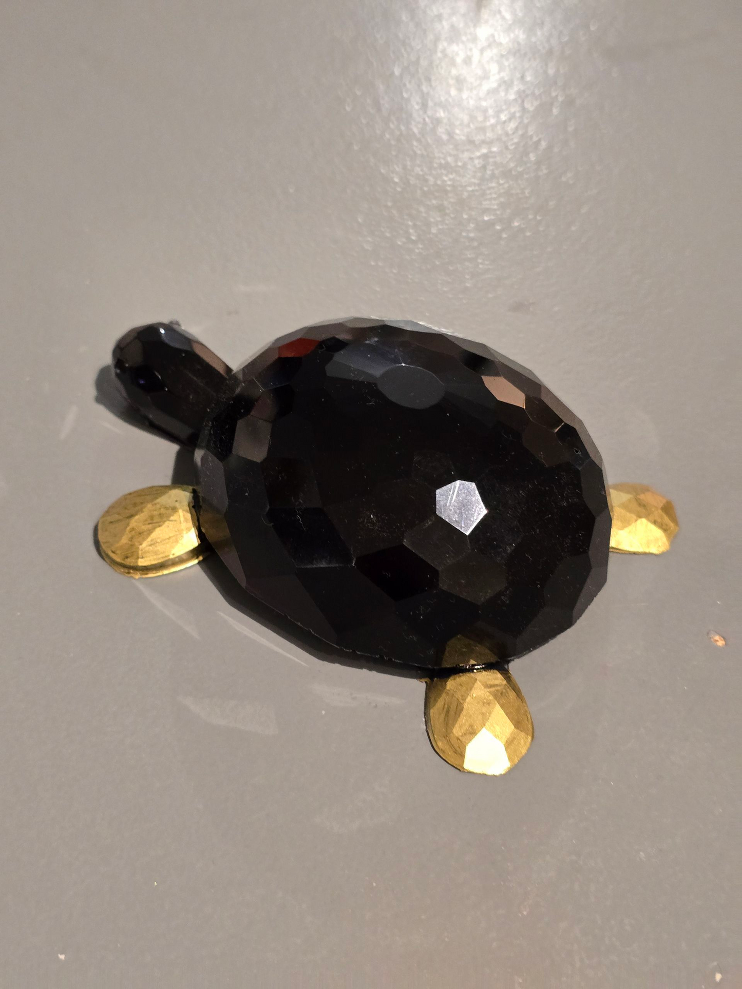 Turtle black Diamond cut and gold