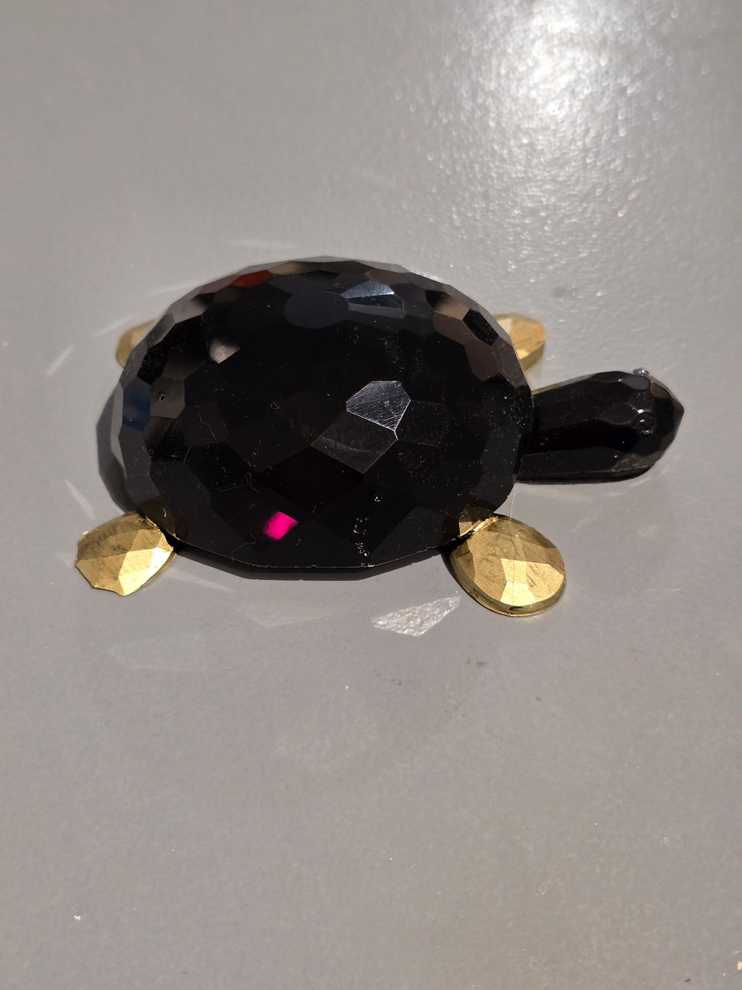 Turtle black Diamond cut and gold