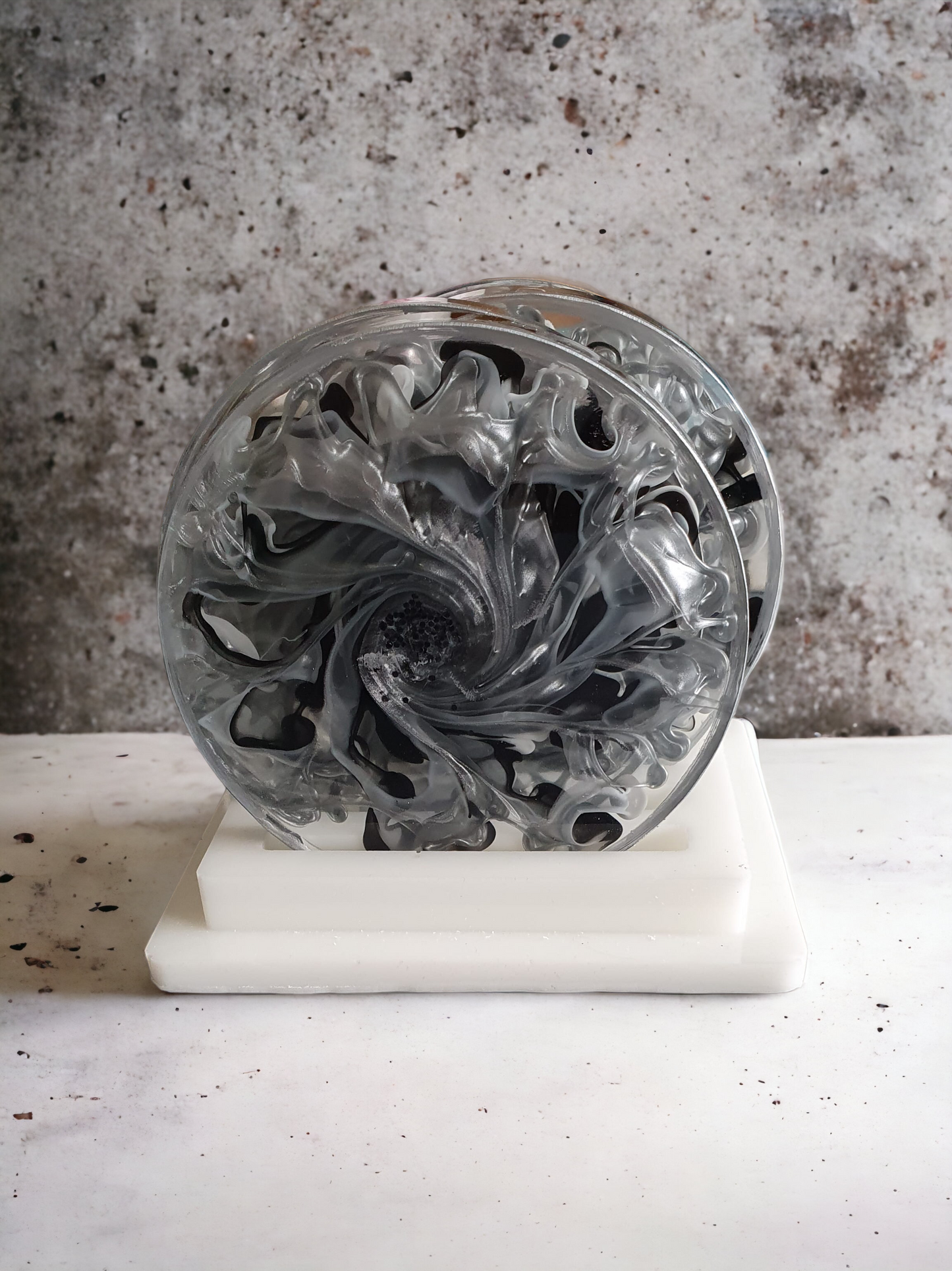 COASTER Set, Black, Silver White blooms with stand