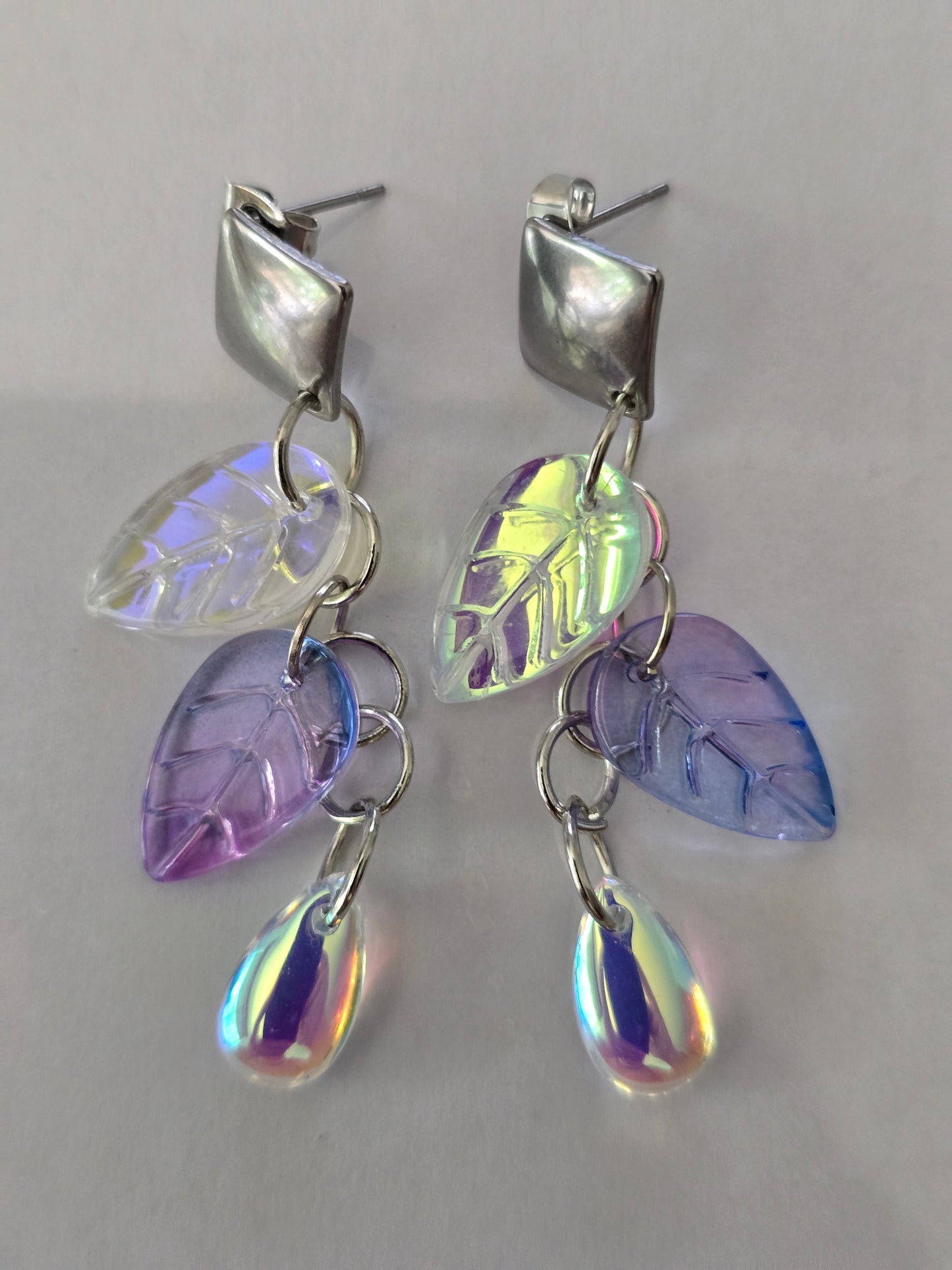 Earrings dangling purple leaves with teardrop and silver