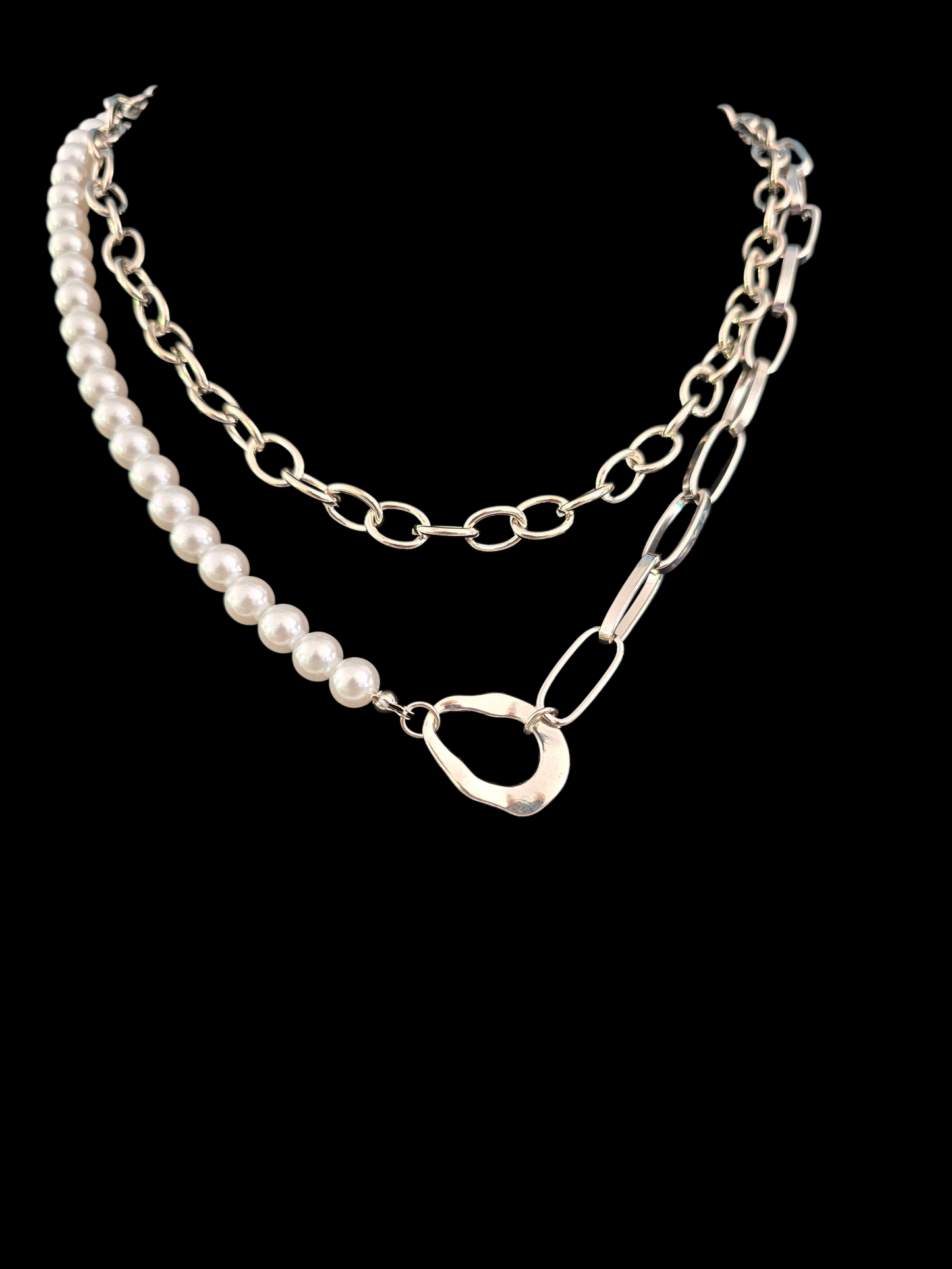 Pendant chunky silver chain with pearls