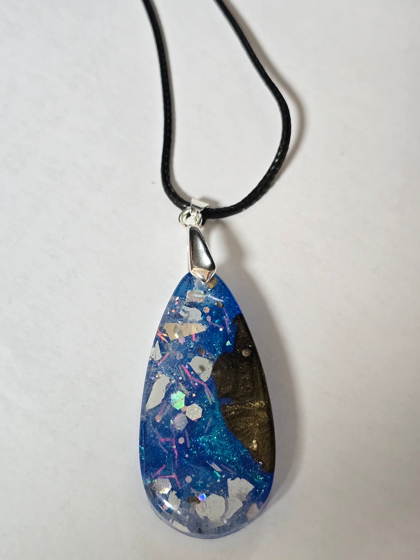 Pendant blue and brown with fireglass