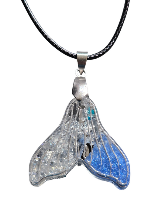Pendant mermaids tail