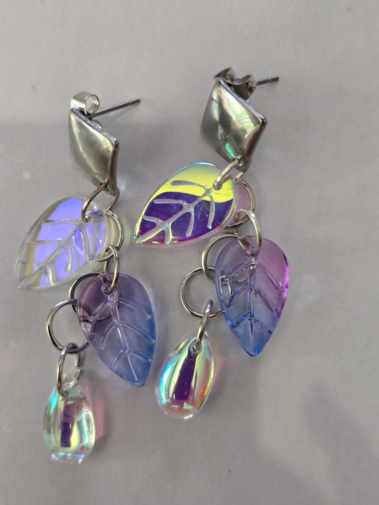 Earrings dangling purple leaves with teardrop and silver