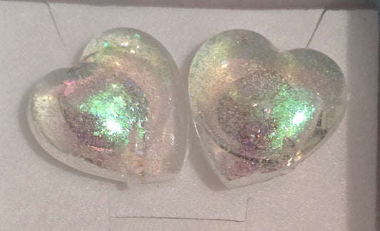 Earrings heart shaped studs